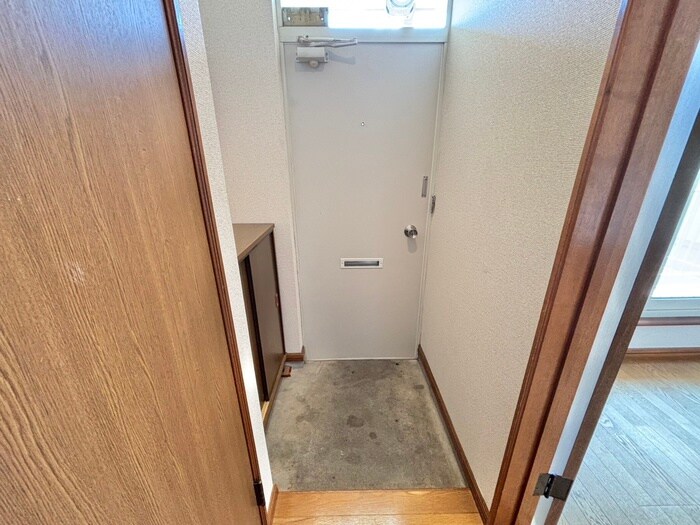物件内観写真20　(玄関)