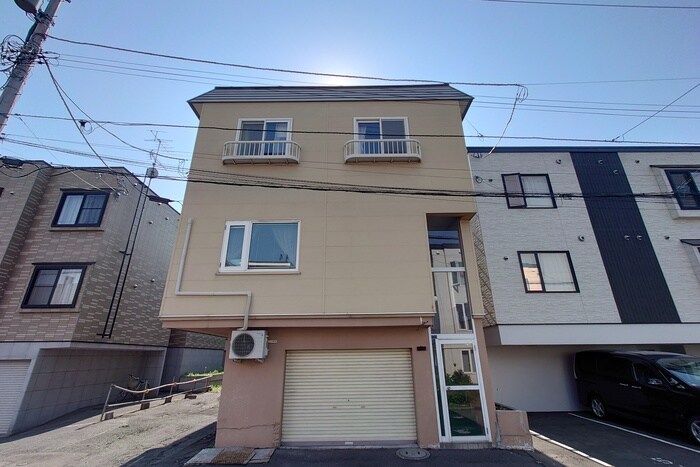 物件外観写真2　(外観写真)