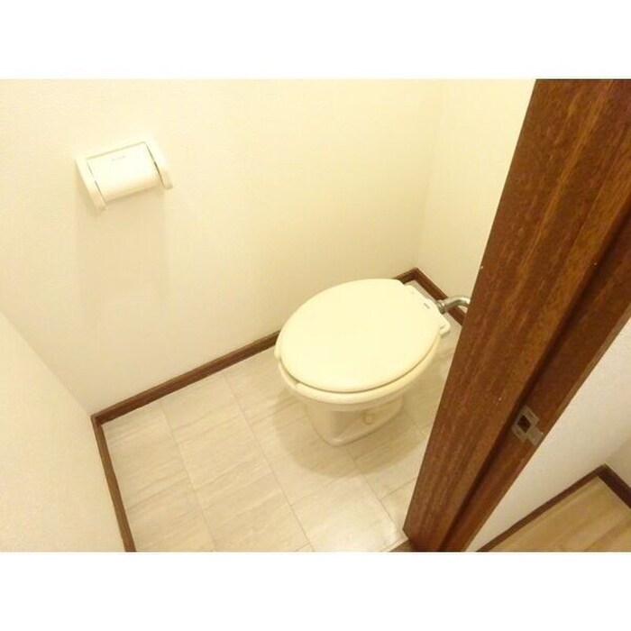 物件内観写真14　(トイレ)