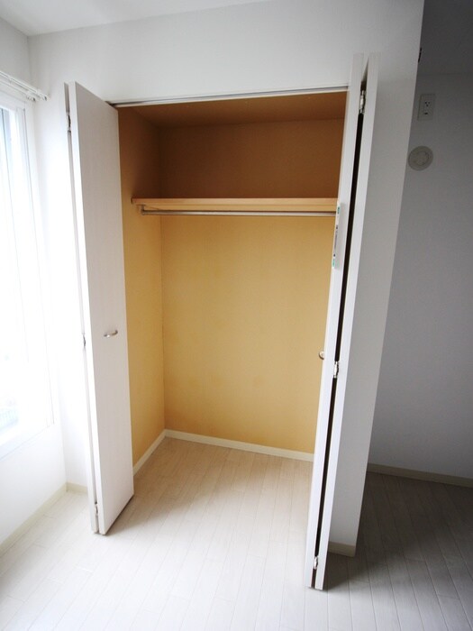 物件内観写真15　(収納)