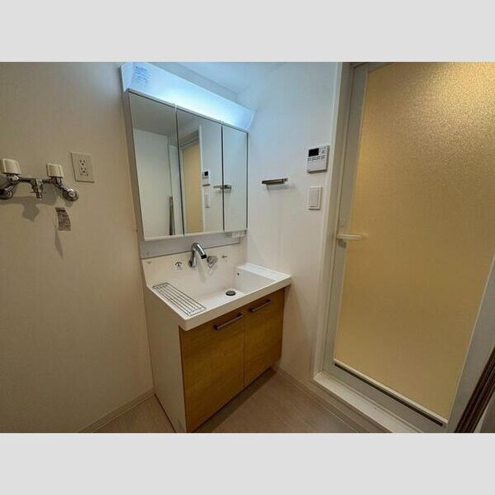 物件内観写真15　(洗面)