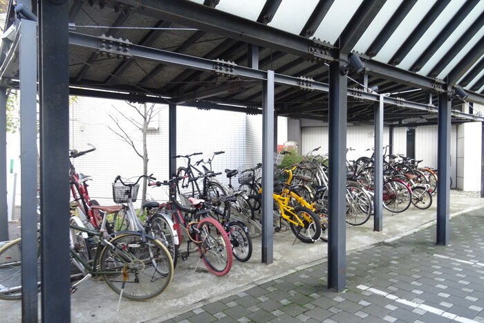 物件外観写真6　(駐輪場)