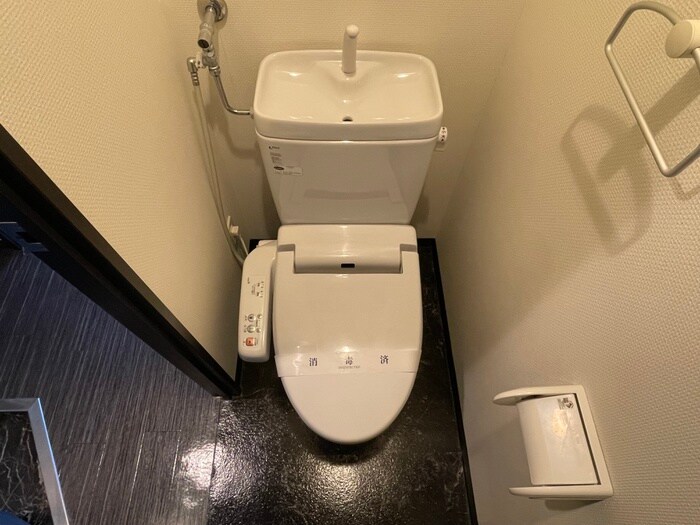 物件内観写真16　(トイレ)