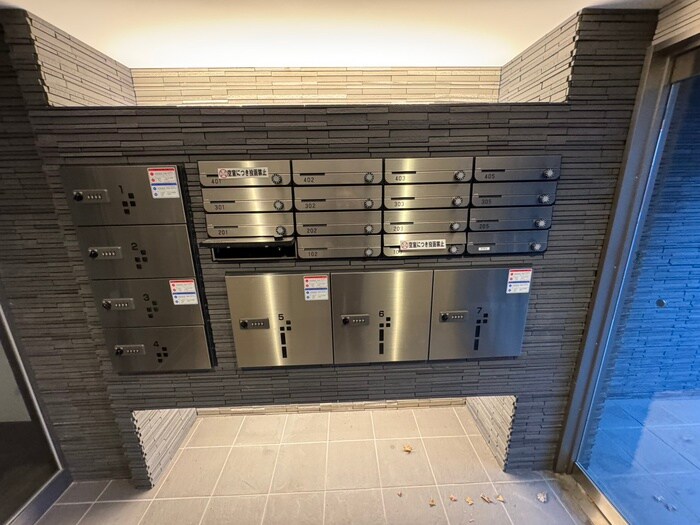 物件外観写真4　(建物設備)