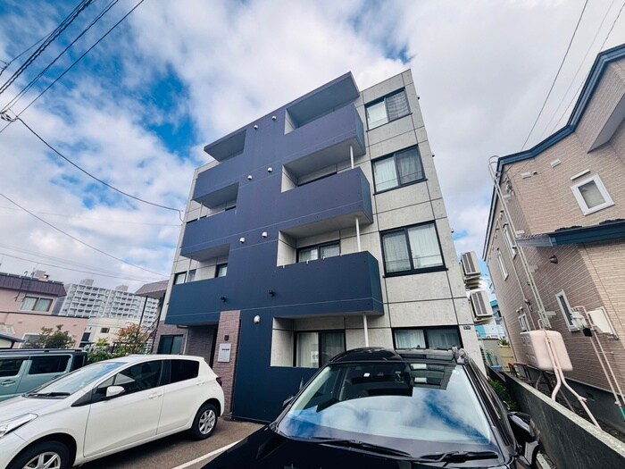 物件外観写真1　(外観写真)