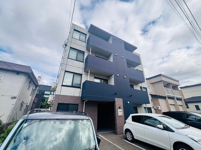 物件外観写真2　(外観写真)