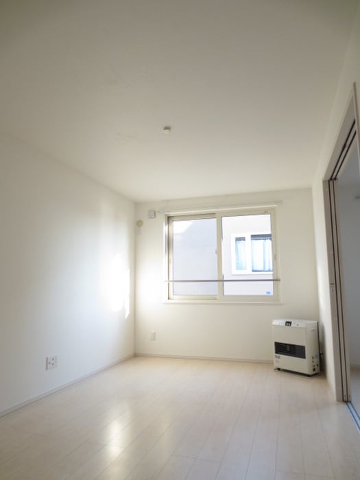 物件内観写真13　(居室)