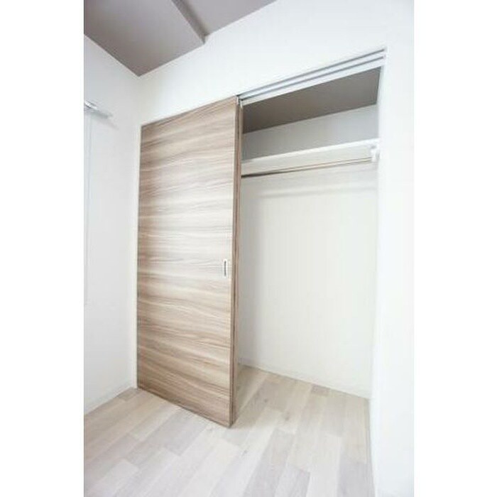 物件内観写真9　(収納)