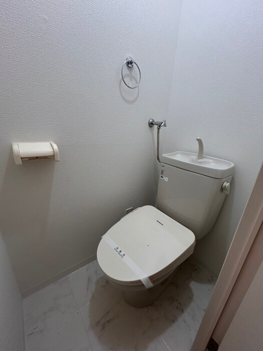 物件内観写真13　(トイレ)