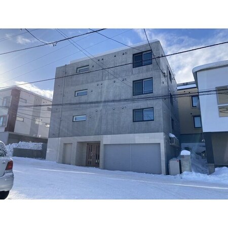 ティアラ南郷外観写真