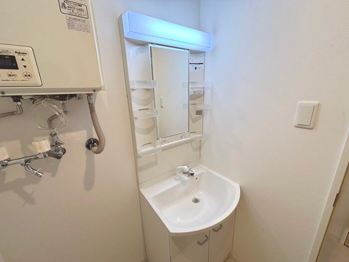 物件内観写真15　(洗面)