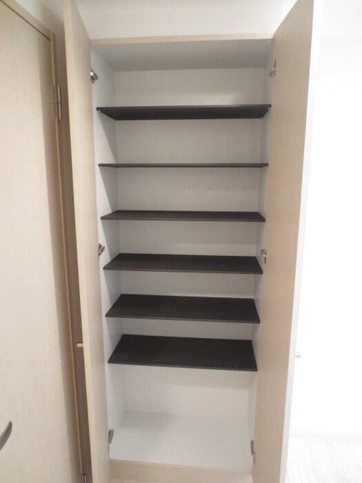 物件内観写真9　(靴箱)