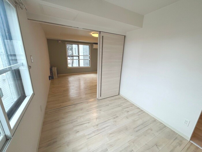 物件内観写真6　(居室)