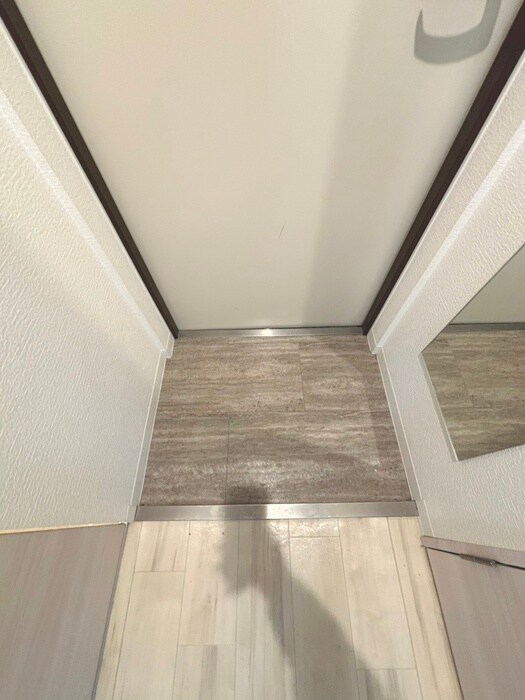 物件内観写真15　(玄関)