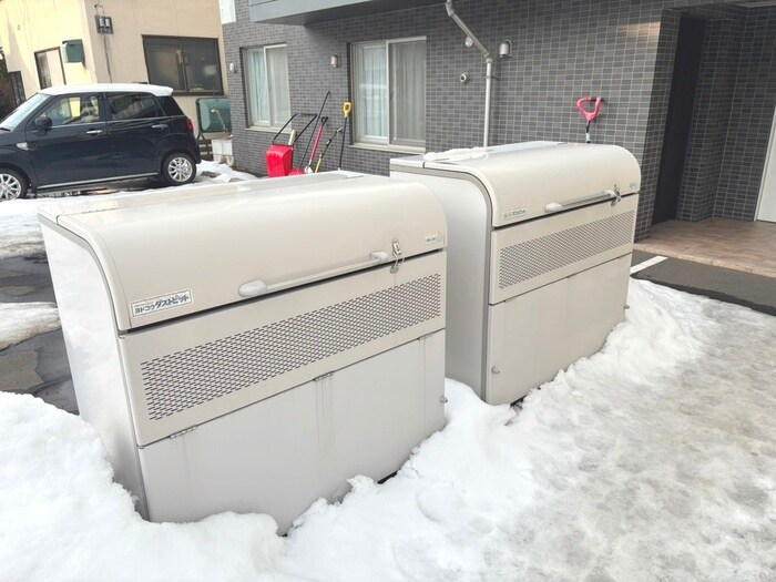 物件外観写真4　(建物設備)