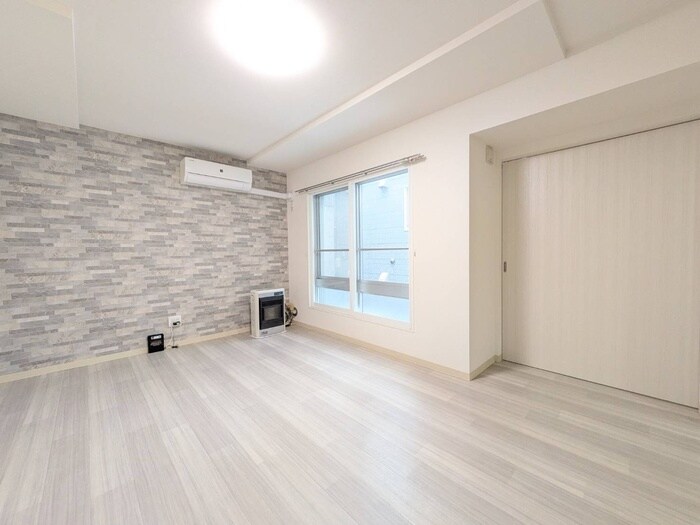 物件内観写真6　(居室)