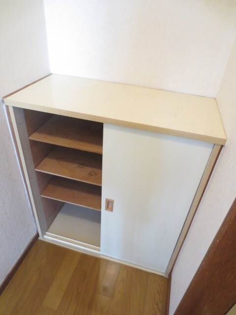 物件内観写真11　(靴箱)