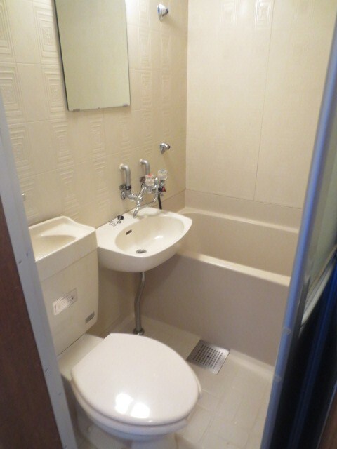 物件内観写真12　(バス／シャワールーム等)