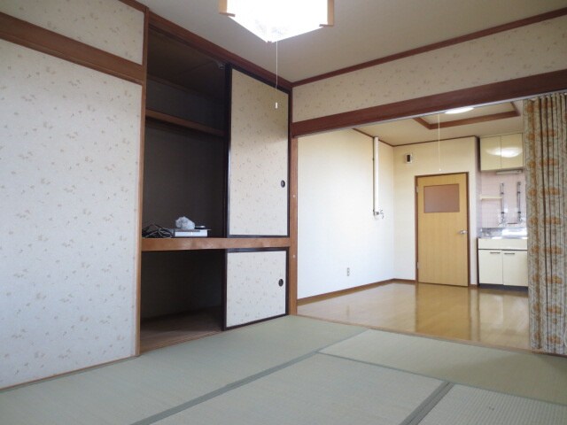 物件内観写真16　(居室)