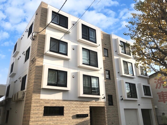 物件外観写真1　(外観写真)