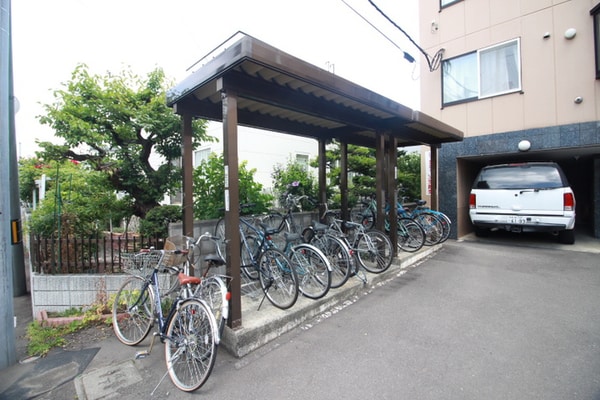 駐輪場