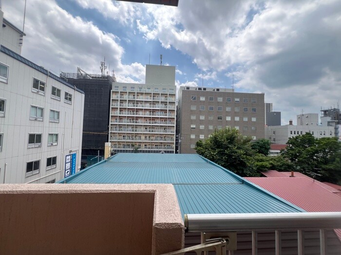 物件内観写真22　(室内からの展望)