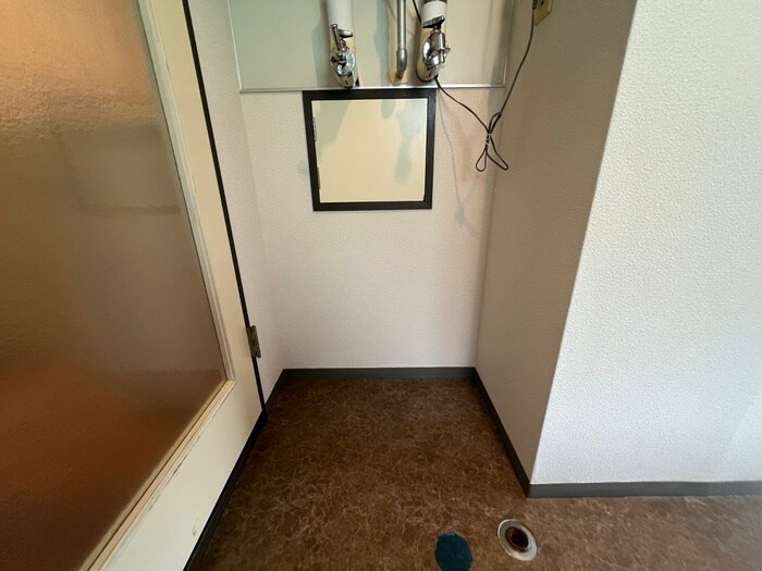 物件内観写真19　(洗濯機置場)