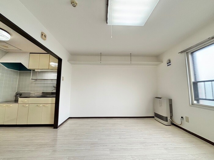 物件内観写真12　(居室)