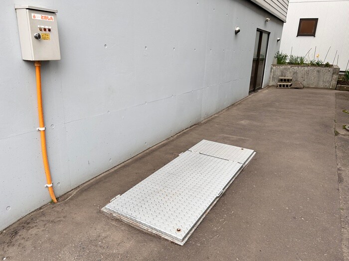 物件外観写真6　(建物設備)