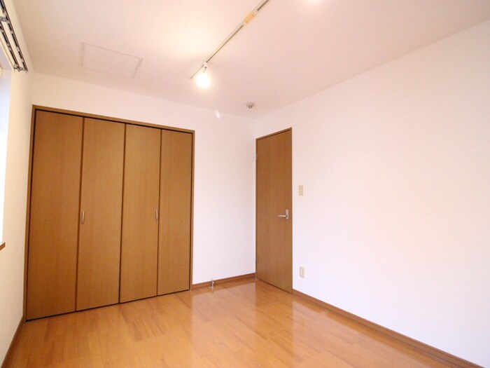 物件内観写真11　(居室)