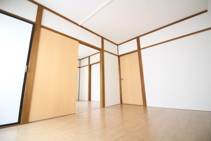 物件内観写真9　(居室)