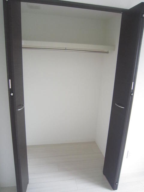 物件内観写真10　(収納)