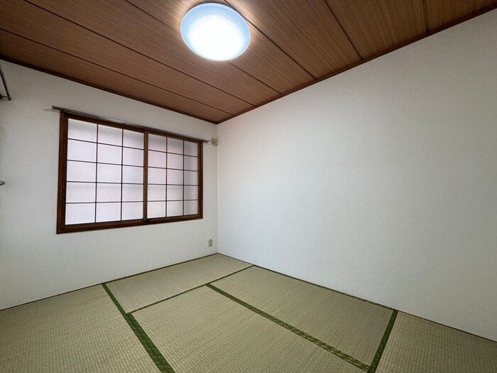 物件内観写真9　(居室)