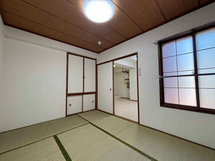 物件内観写真10　(居室)