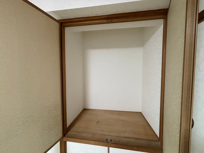 物件内観写真15　(収納)