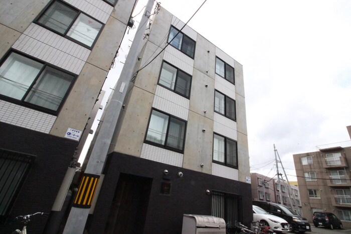 物件外観写真2　(外観写真)