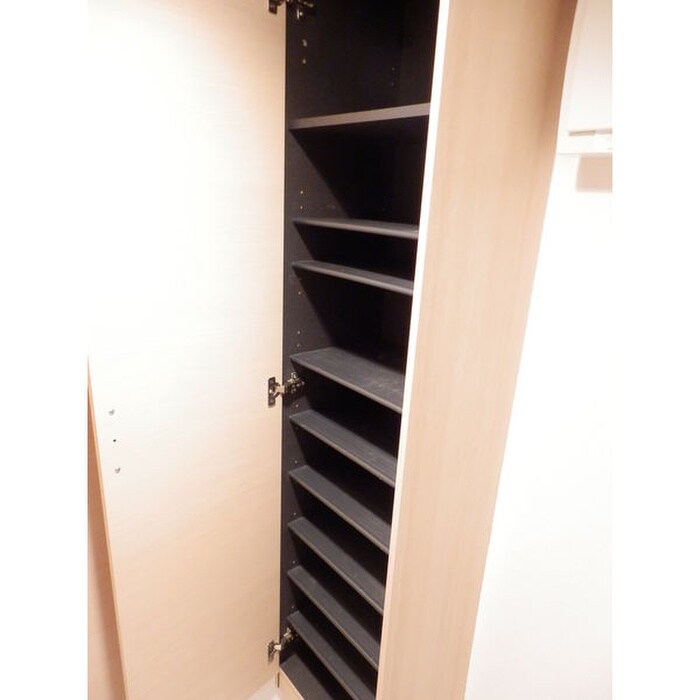 物件内観写真5　(収納)