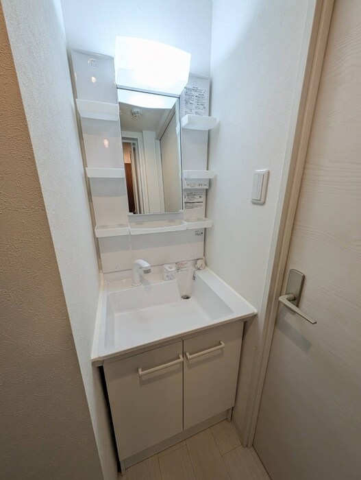 物件内観写真18　(洗面)