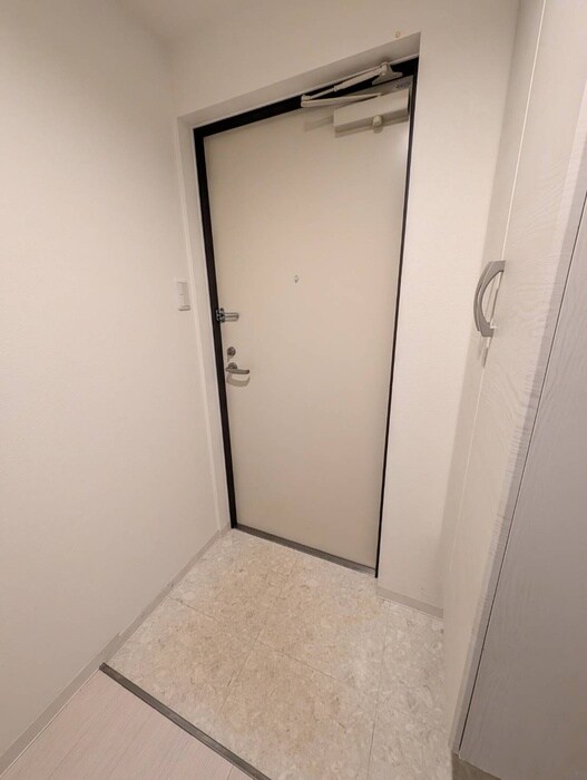物件内観写真22　(玄関)