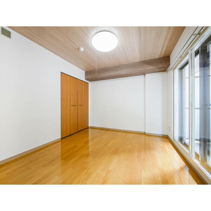 物件内観写真6　(居室)