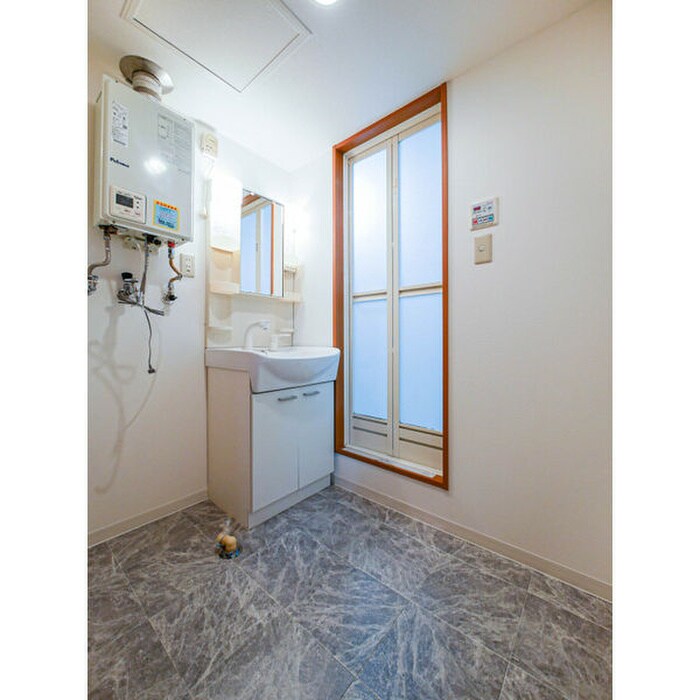 物件内観写真10　(洗面)