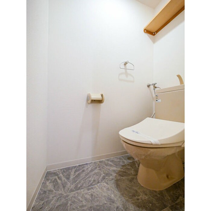 物件内観写真12　(トイレ)