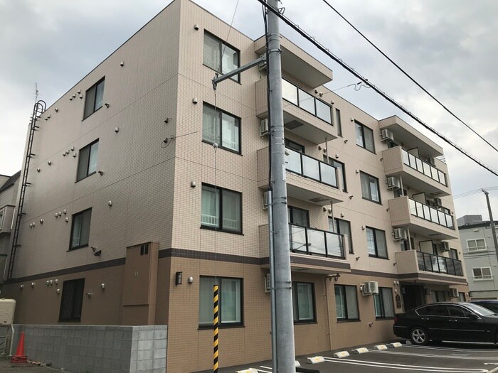 物件外観写真2　(外観写真)