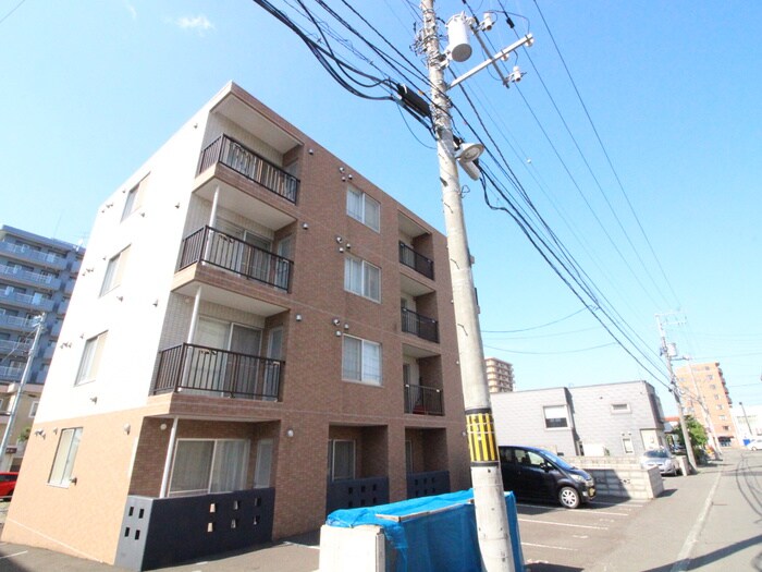 物件外観写真2　(外観写真)