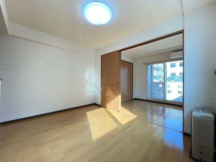 物件内観写真9　(居室)