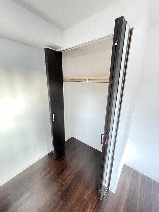 物件内観写真15　(収納)