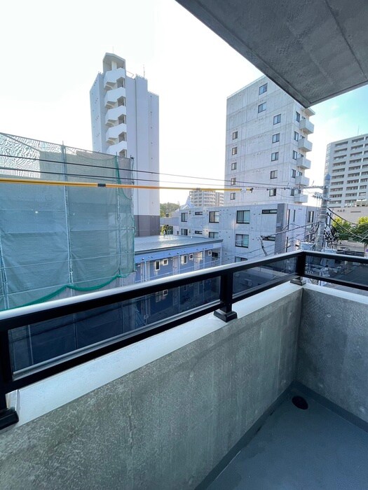 物件内観写真18　(ベランダ・バルコニー)