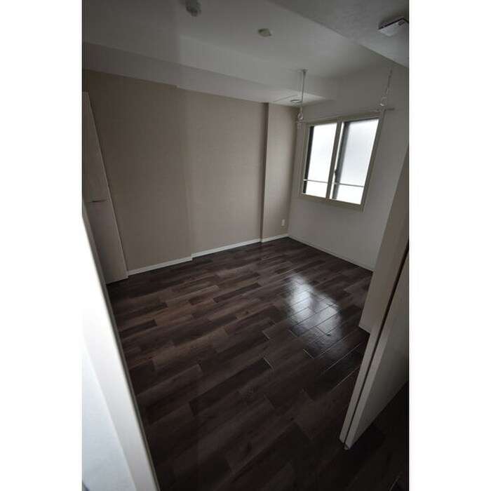 物件内観写真4　(居室)