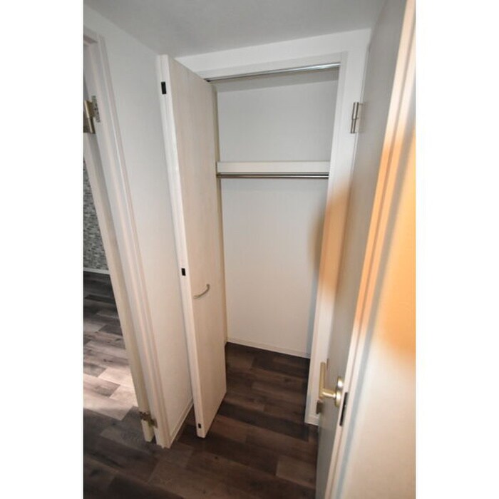 物件内観写真11　(収納)