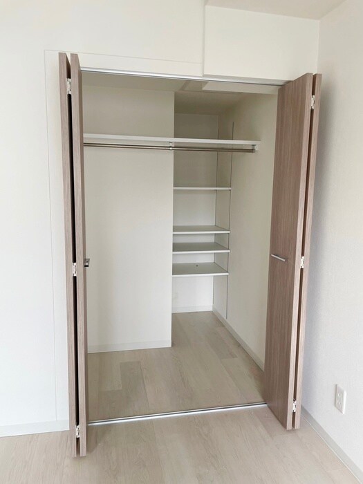 物件内観写真11　(収納)